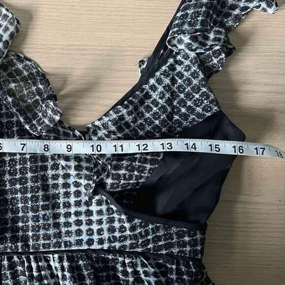 NWT BCBGeneration Black & White  Sun Dress size 6 - Picture 10 of 15